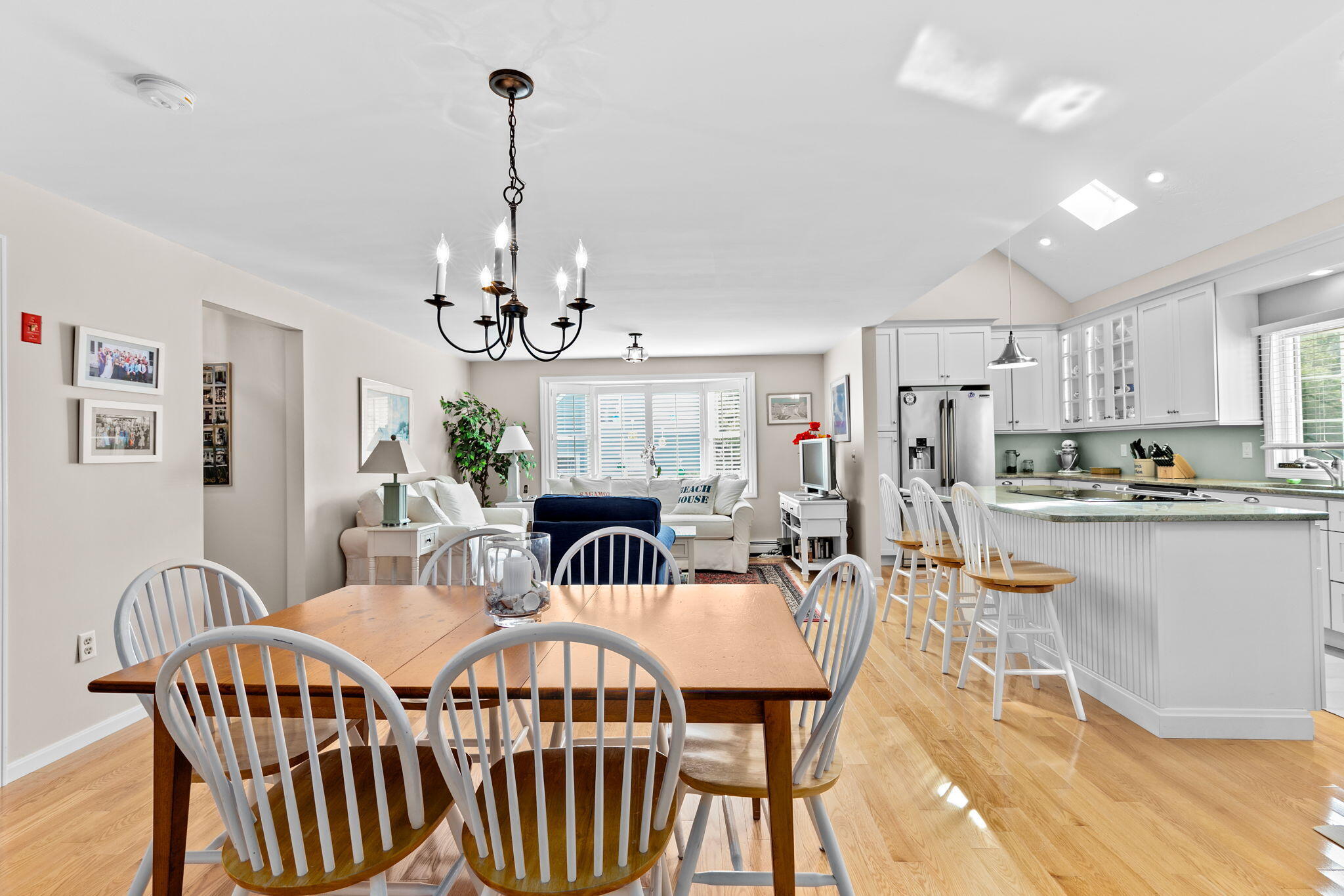 29 Carver Road Sagamore Beach, MA 02562 - Photo 17 of 46 Dining