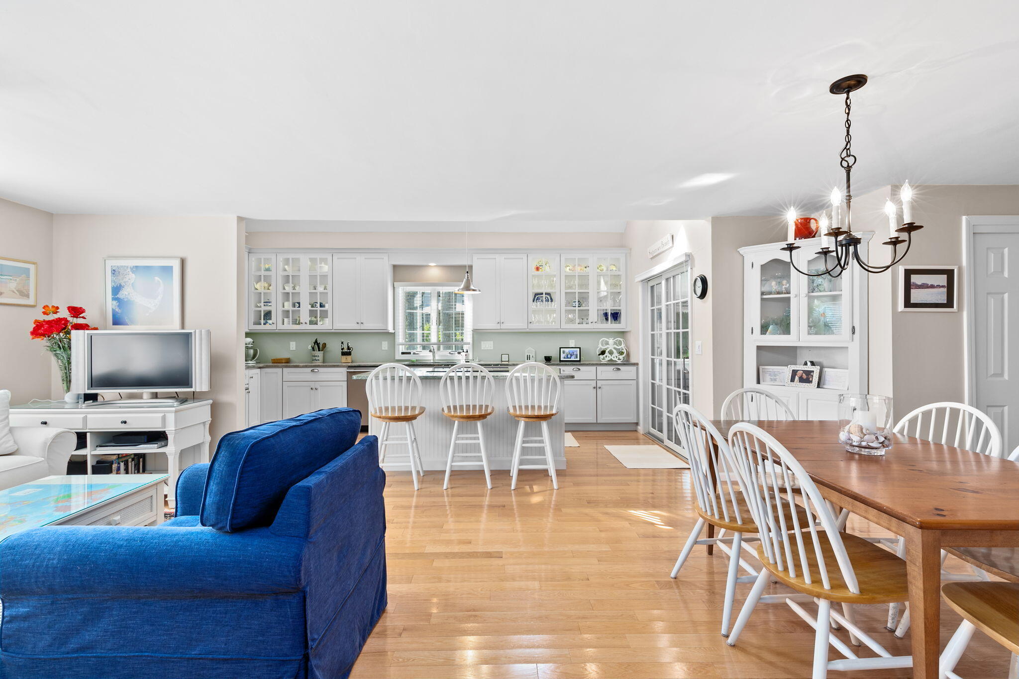29 Carver Road Sagamore Beach, MA 02562 - Photo 46 of 46 Open floor plan
