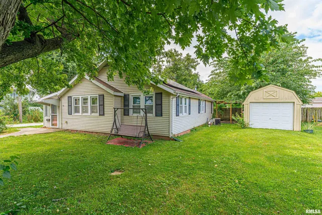 $85,000 | 915 Peoria Street, Lincoln, IL 62656