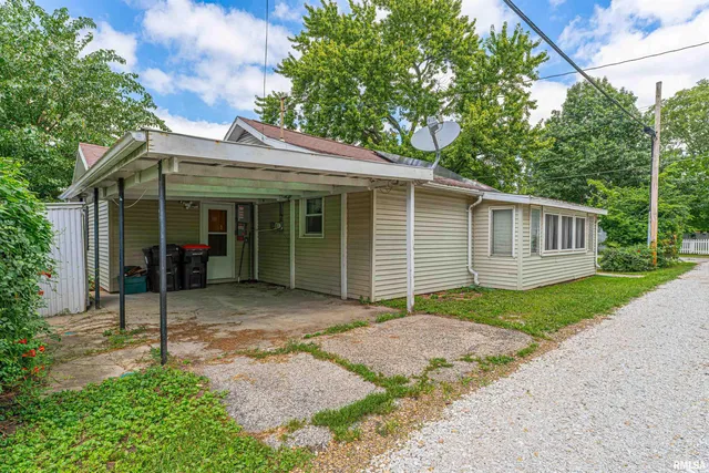 $85,000 | 915 Peoria Street, Lincoln, IL 62656