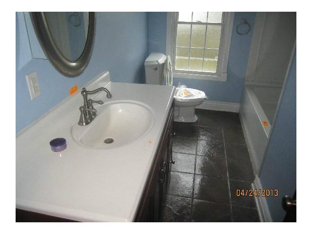 193 South James Road Columbus, OH 43213 - Photo 8 of 11