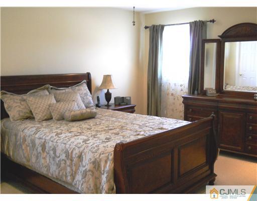 36 Arden Road Old Bridge, NJ 08857 - Photo 7 of 25 Gallery Image 7