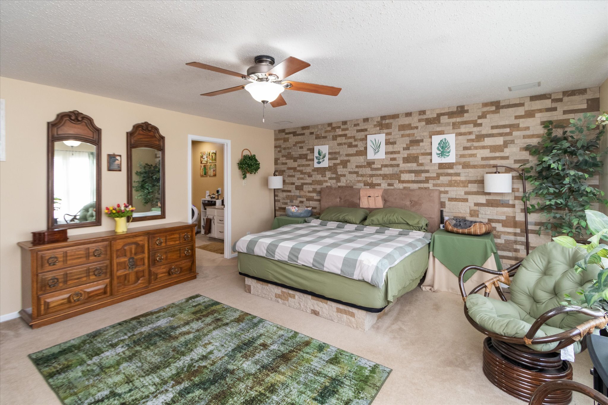 9272 West Reflection Court Pendleton, IN 46064 - Photo 17 of 30 Gallery Image 17