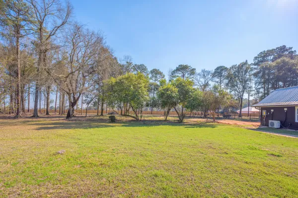 $409,000 | 2928 Barton Road, Crestview, FL 32539