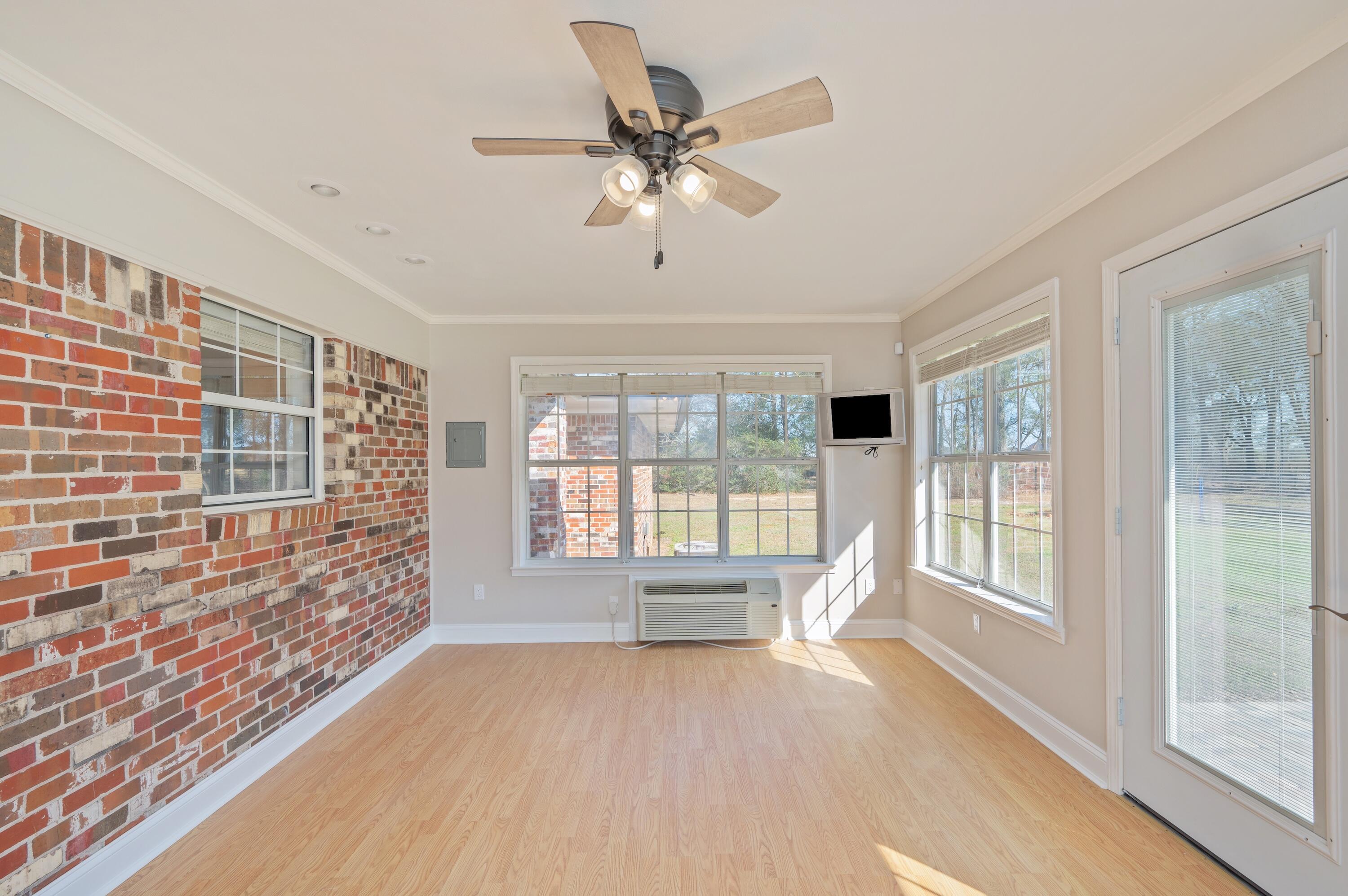 2928 Barton Road Crestview, FL 32539 - Photo 30 of 65 2928 Barton Rd-34