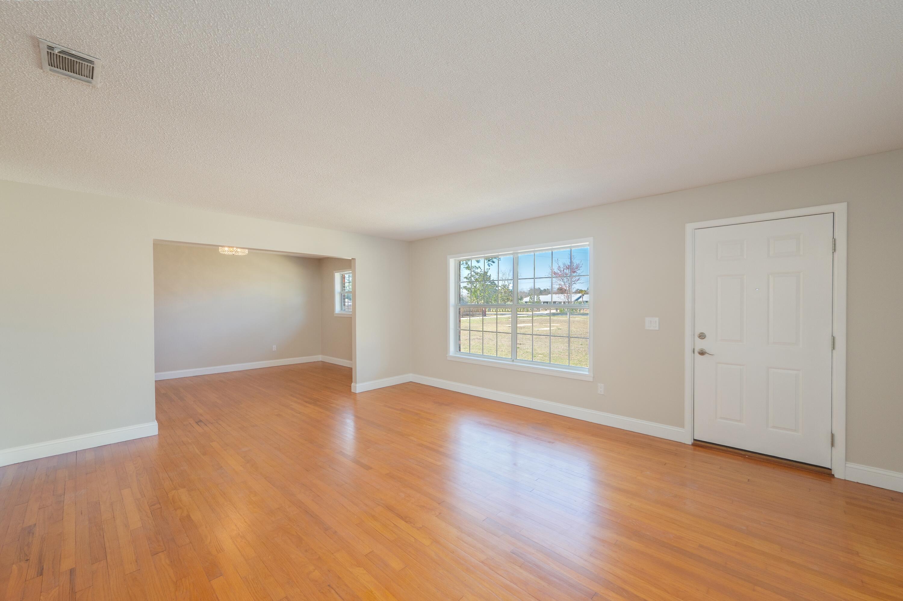 2928 Barton Road Crestview, FL 32539 - Photo 7 of 65 2928 Barton Rd-02