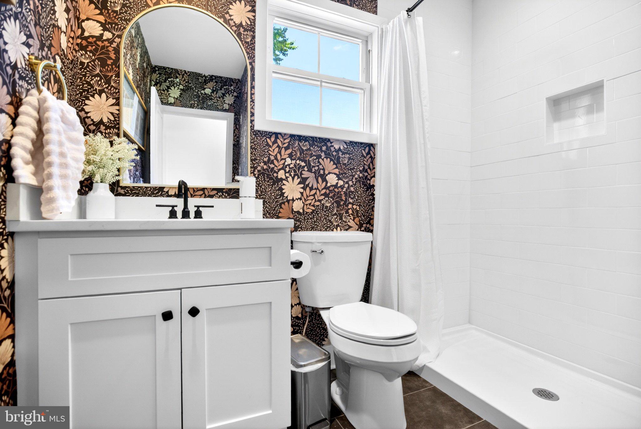 25015 Mt Pleasant Road Columbus, NJ 08022 - Photo 35 of 59 Chic bathroom with floral accents.