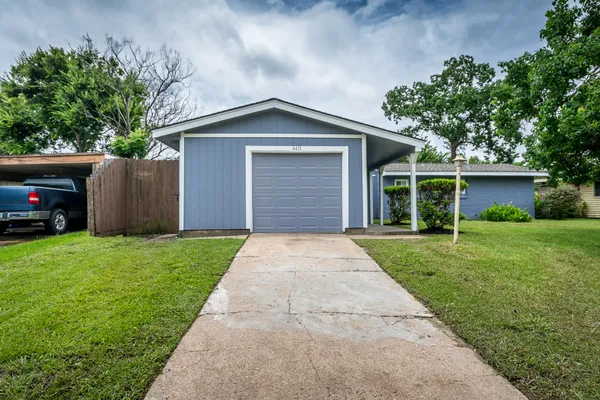 $1,850 | 4411 Knotty Oaks Trail, Houston, TX 77045