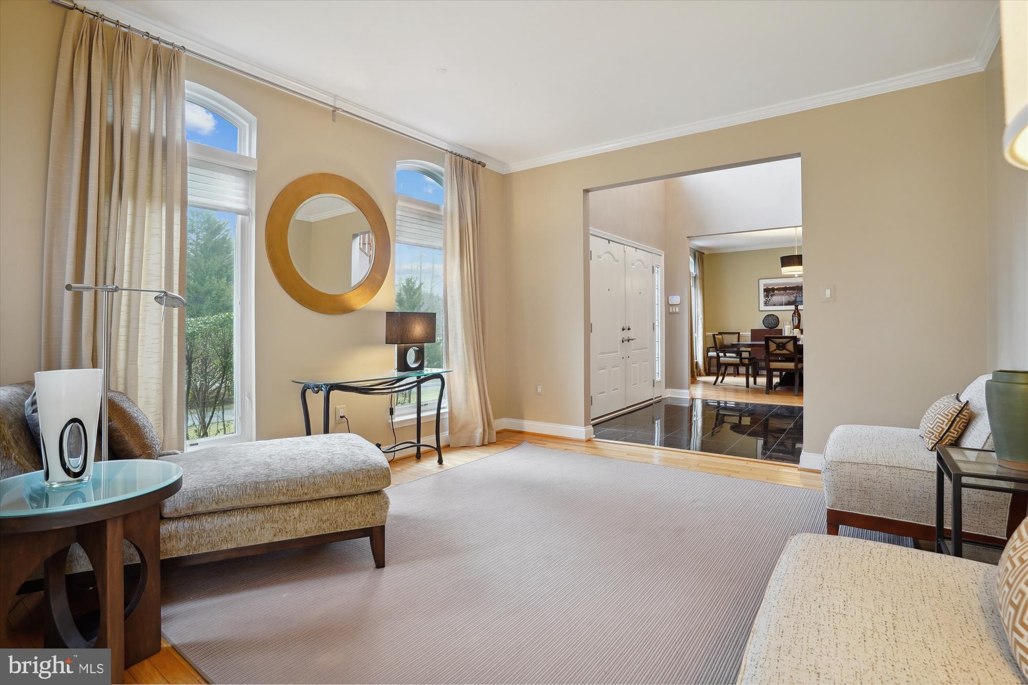 17410 Queen Anne Road Upper Marlboro, MD 20774 - Photo 37 of 82 Living Room