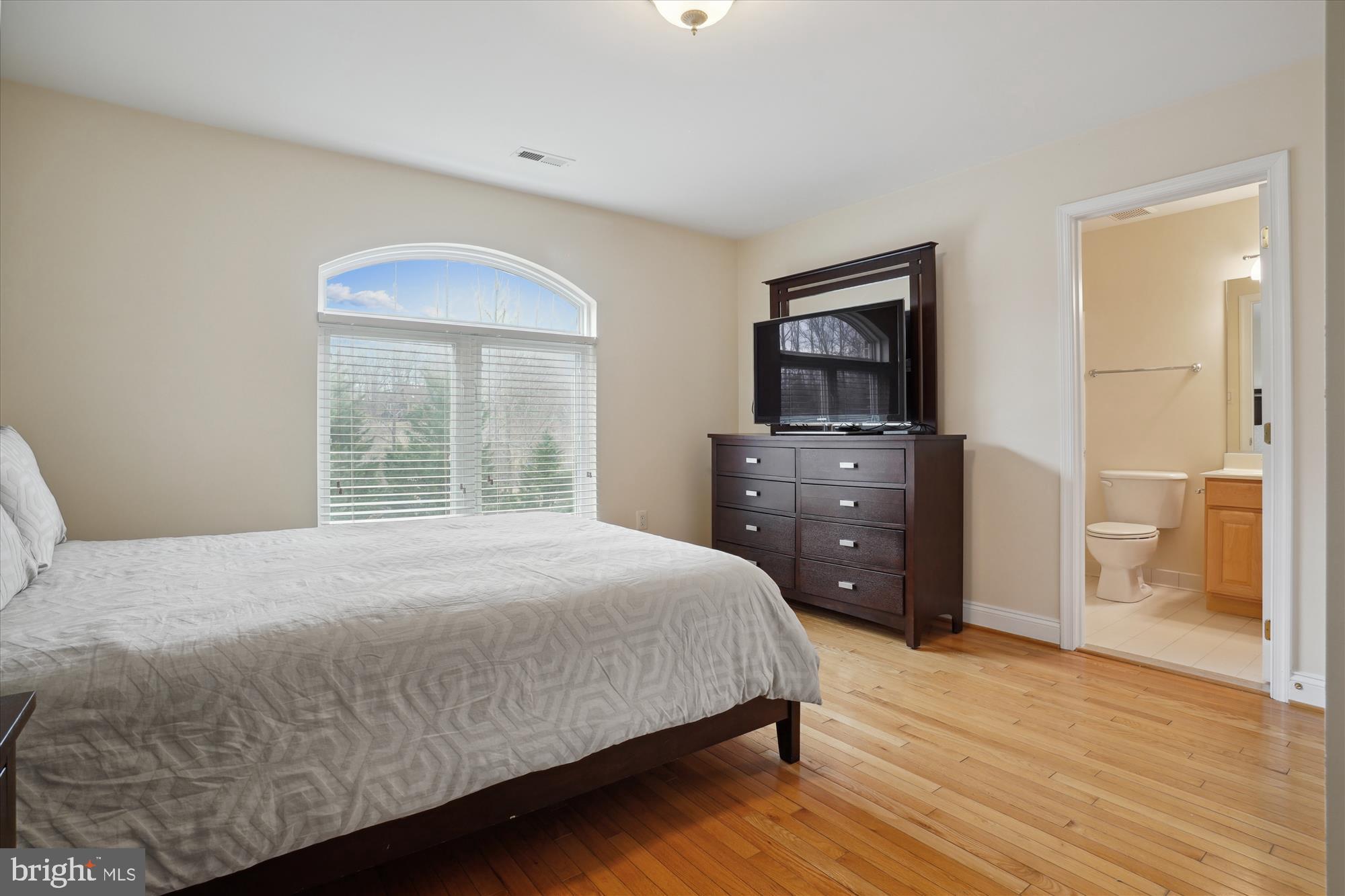 17410 Queen Anne Road Upper Marlboro, MD 20774 - Photo 45 of 82 Bedroom