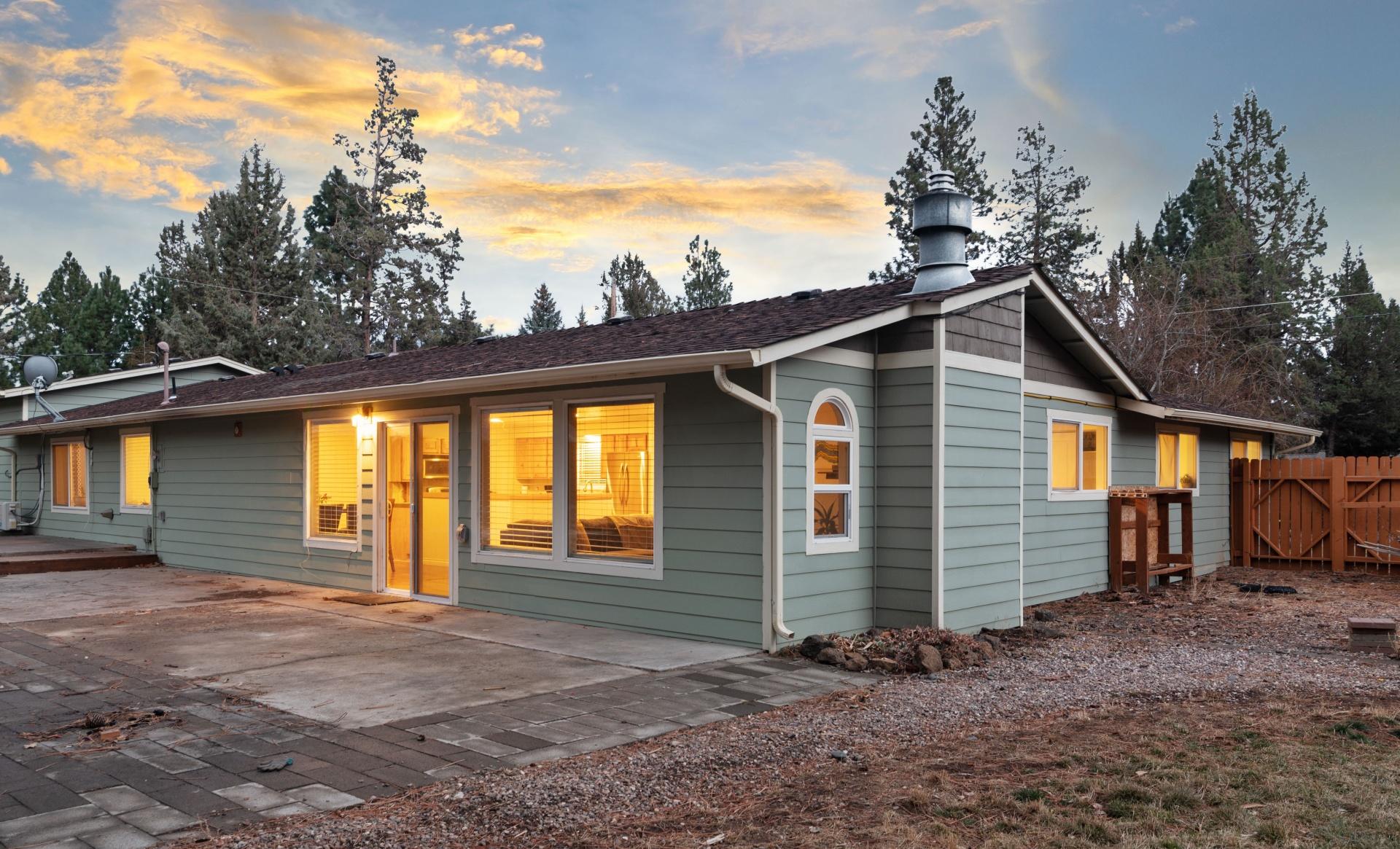 20356 Rae Road Bend, OR 97702 - Photo 25 of 32 batch_025