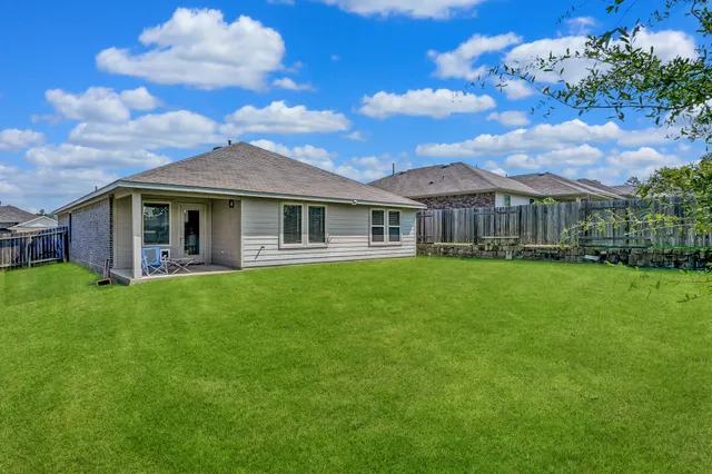 $300,000 | 15015 Monserrat Lane, Conroe, TX 77304