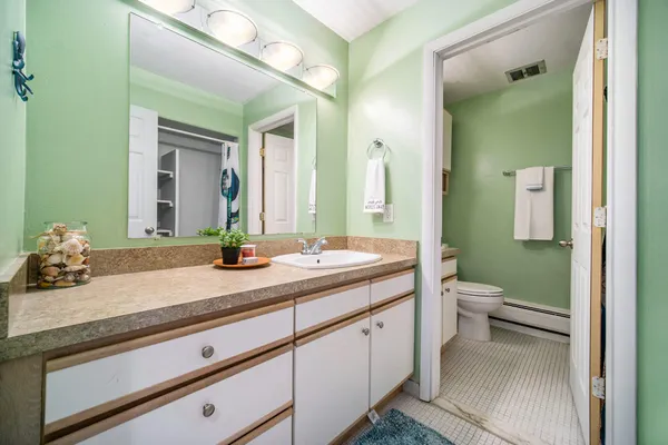 $1,875 | 1209 Island Drive, Unit 102, Ann Arbor, MI 48105