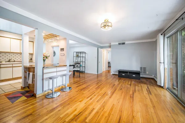 $1,875 | 1209 Island Drive, Unit 102, Ann Arbor, MI 48105