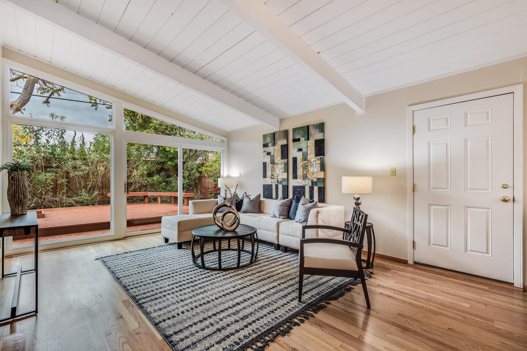 1372 Flicker Way Sunnyvale, CA 94087 - Photo 3 of 22 a living room with furniture