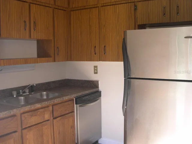 $1,850 | 220 Golden Days Drive, Casselberry, FL 32707