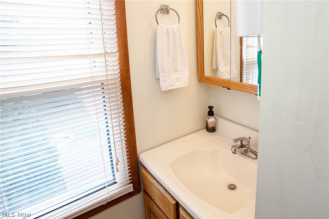 11428 Hempstead Road Garfield Heights, OH 44125 - Photo 15 of 30