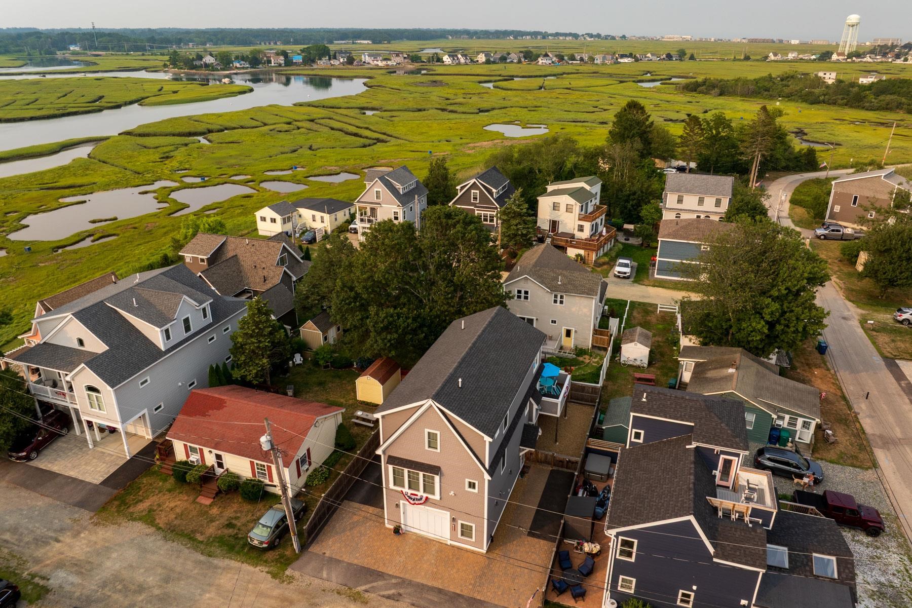 6 Cora Avenue Hampton, NH 03842 - Photo 46 of 51