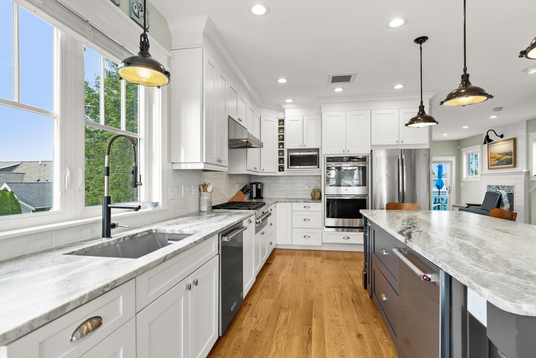 6 Cora Avenue Hampton, NH 03842 - Photo 5 of 51