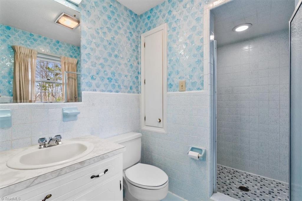 4403 Oakcliffe Road Greensboro, NC 27406 - Photo 20 of 45 Gallery Image 20