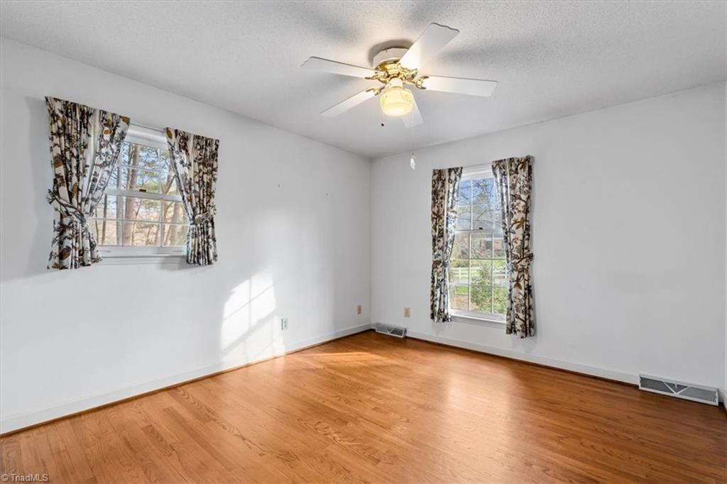 4403 Oakcliffe Road Greensboro, NC 27406 - Photo 24 of 45 Gallery Image 24