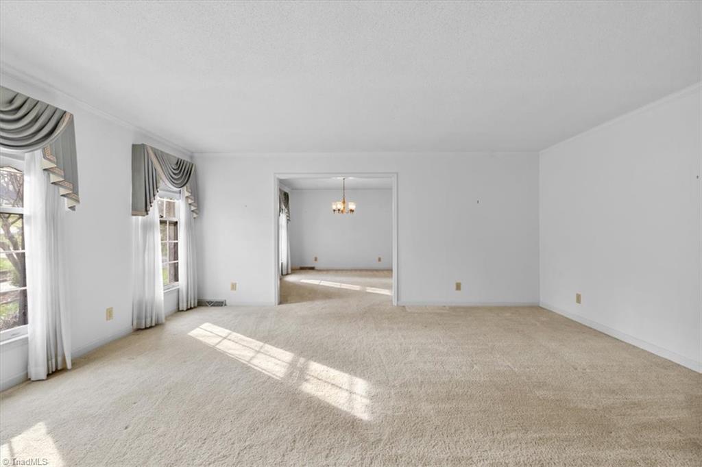 4403 Oakcliffe Road Greensboro, NC 27406 - Photo 4 of 45 Gallery Image 4