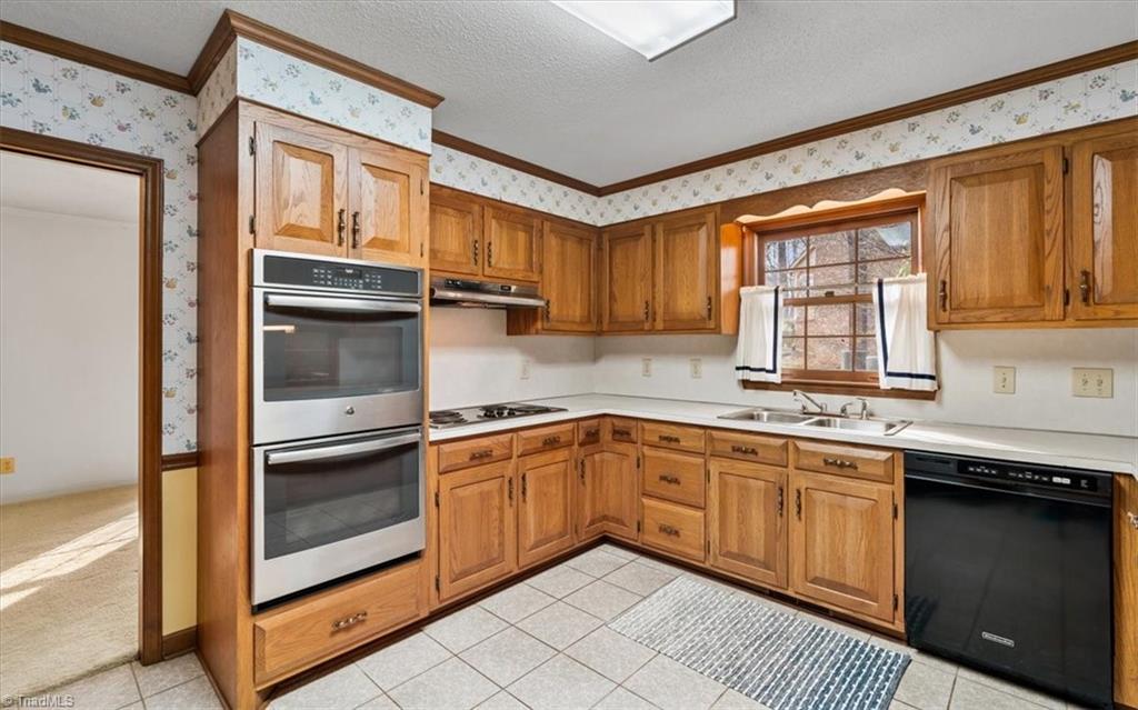 4403 Oakcliffe Road Greensboro, NC 27406 - Photo 10 of 45 Gallery Image 10