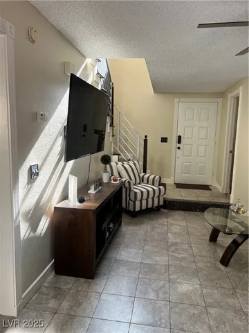 $2,250 | 985 Flapjack Drive, Henderson, NV 89014