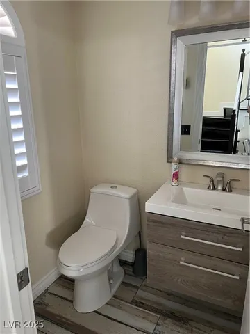 $2,250 | 985 Flapjack Drive, Henderson, NV 89014