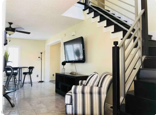 $2,250 | 985 Flapjack Drive, Henderson, NV 89014