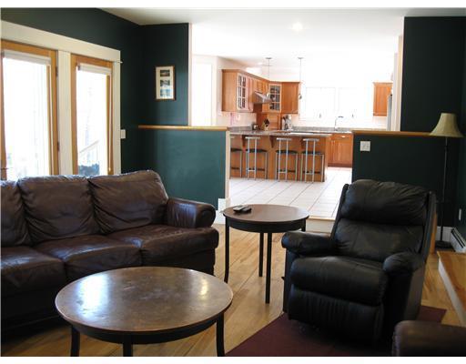 9 Sabrina Lane Springvale, ME 04083 - Photo 9 of 25 Living Room.