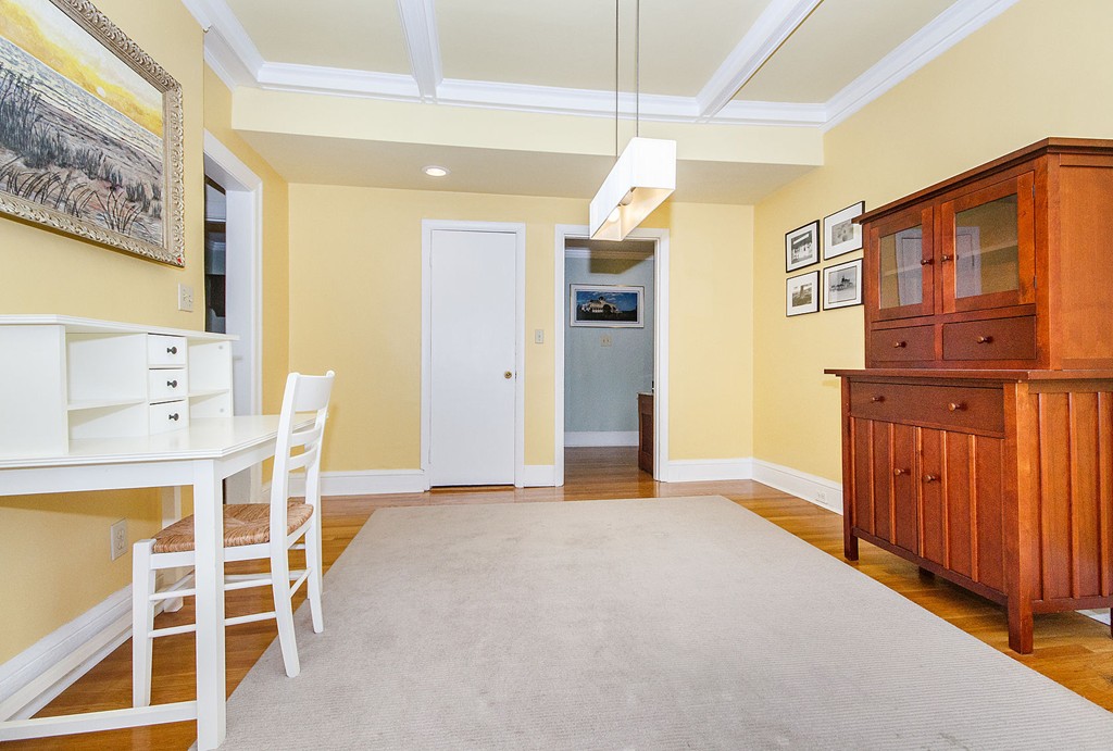 61 Thatcher Street, Unit 3 Brookline, MA 02446 - Photo 12 of 22