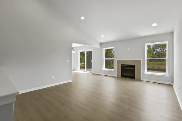 $321,500 | 31529 Augusta Drive, Unit 72, Romulus, MI 48174