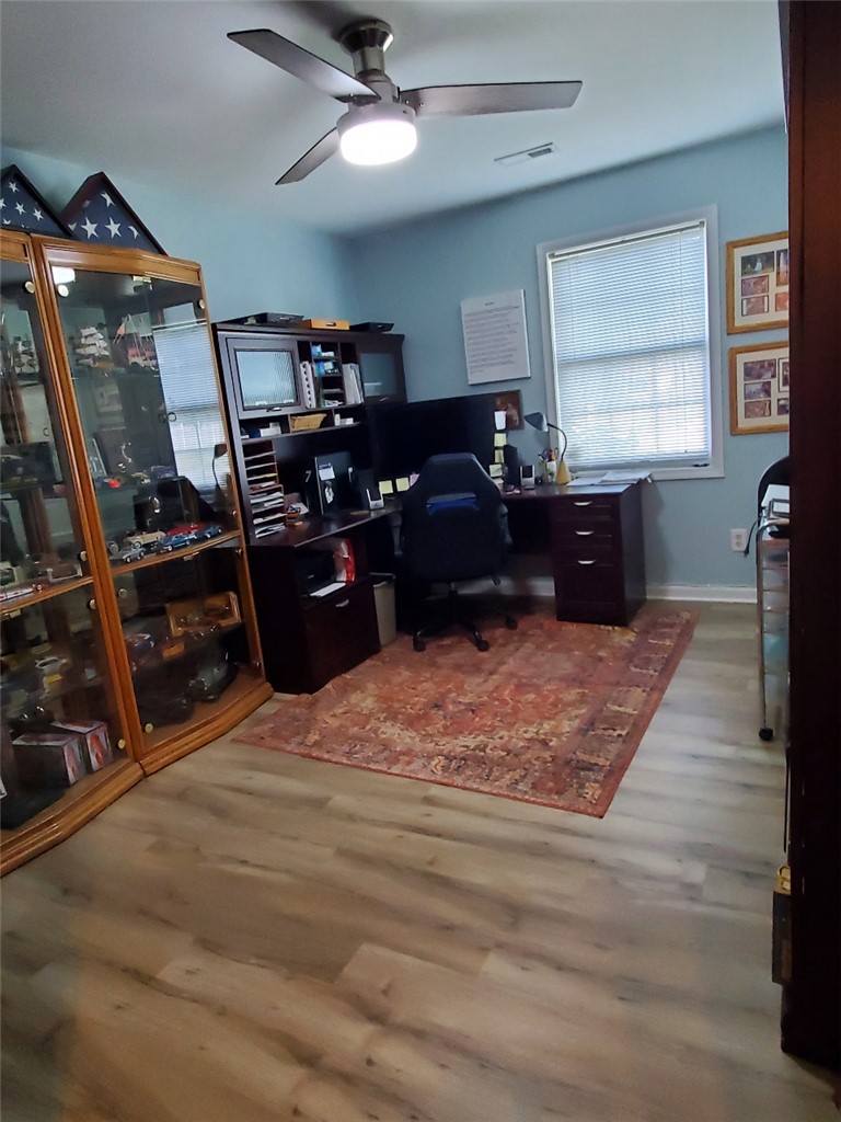 335 Derek Drive Sumter, SC 29154 - Photo 4 of 25