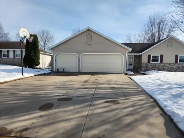 $425,000 | 2003 Deer Haven Drive, Menasha, WI 54952