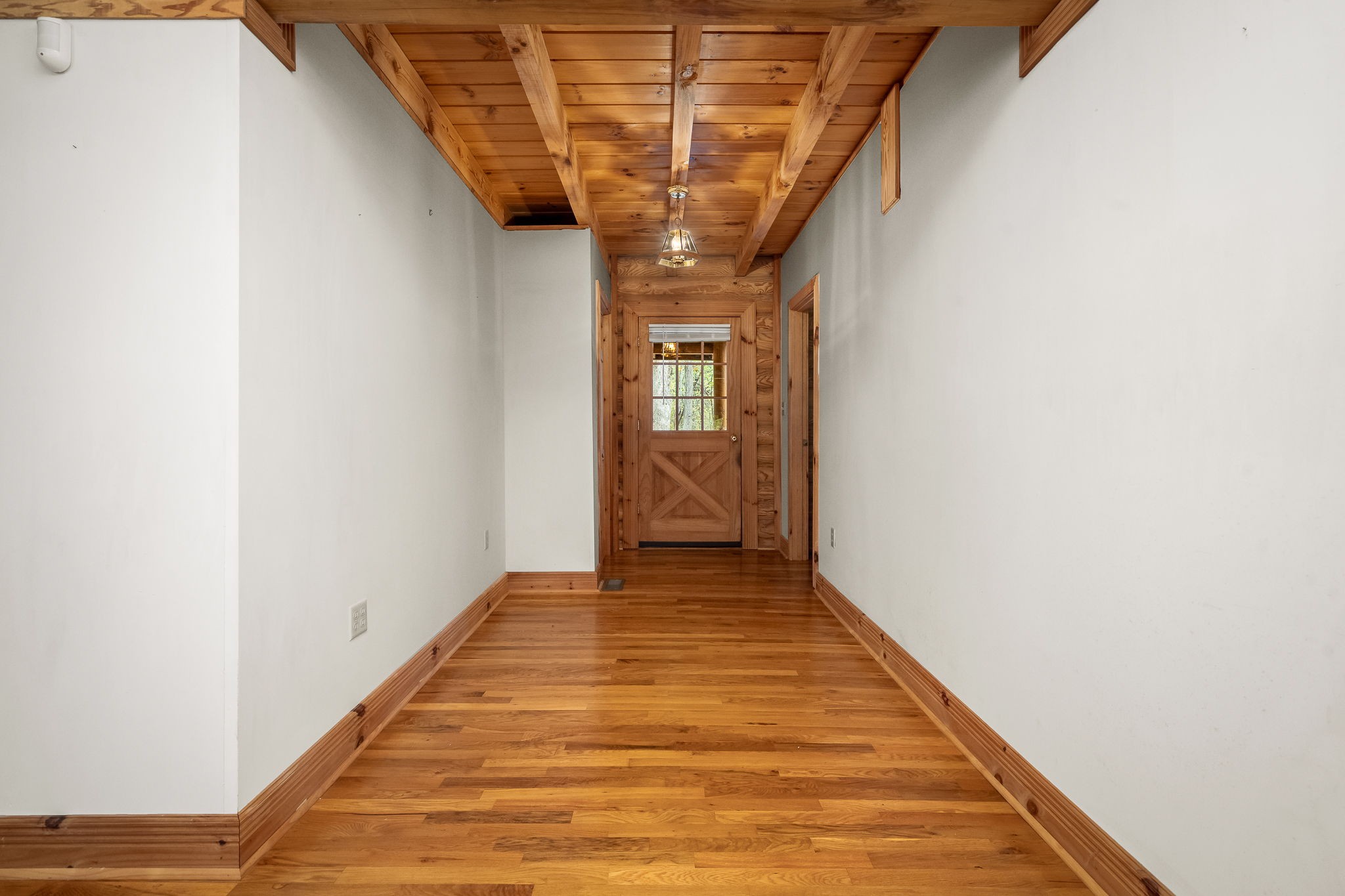 9203 Cobb Road Christiana, TN 37037 - Photo 44 of 96 a view of entryway