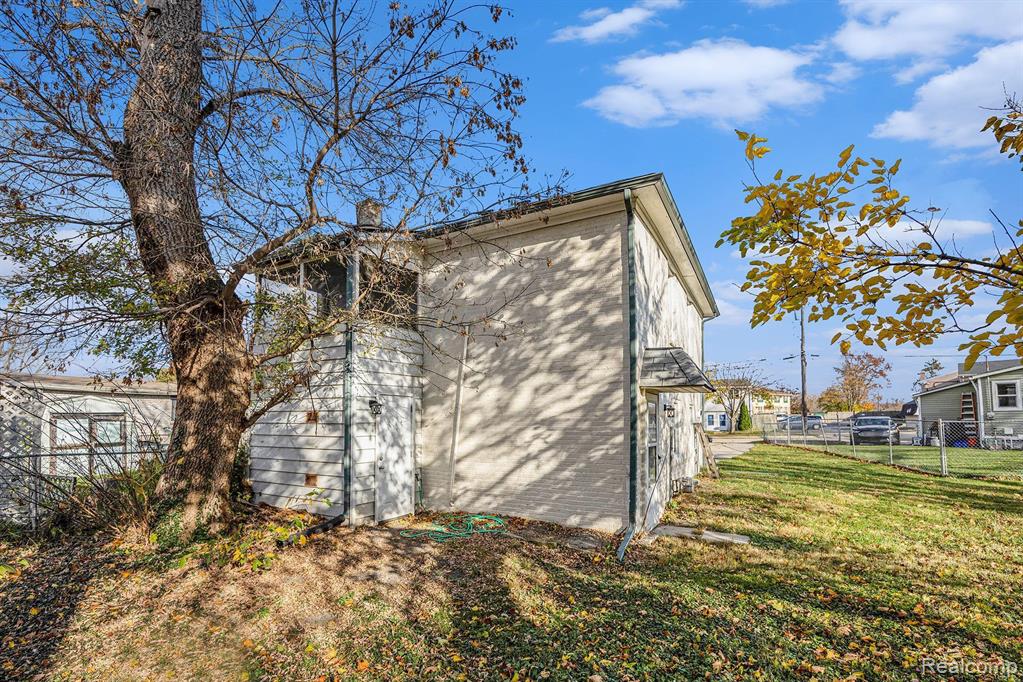 113 Rathbone Street Mount Clemens, MI 48043 - Photo 17 of 18