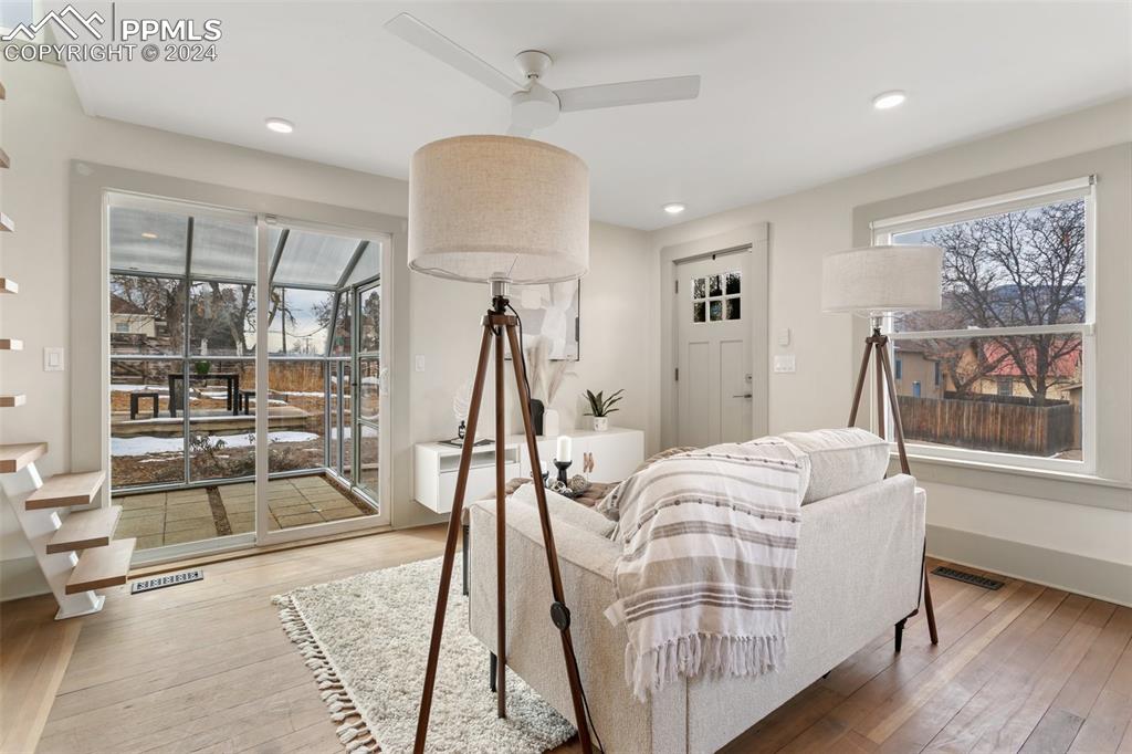 207 South Prospect Street Colorado Springs, CO 80903 - Photo 6 of 32