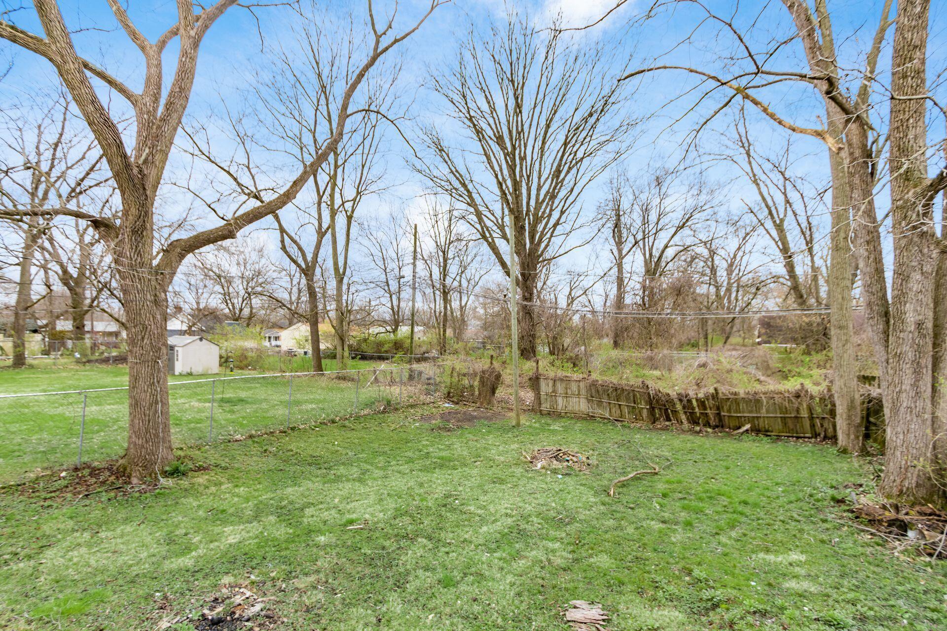 2113 Agler Road Columbus, OH 43211 - Photo 36 of 37 035_8_E 2113 Agler Rd-088 (1)