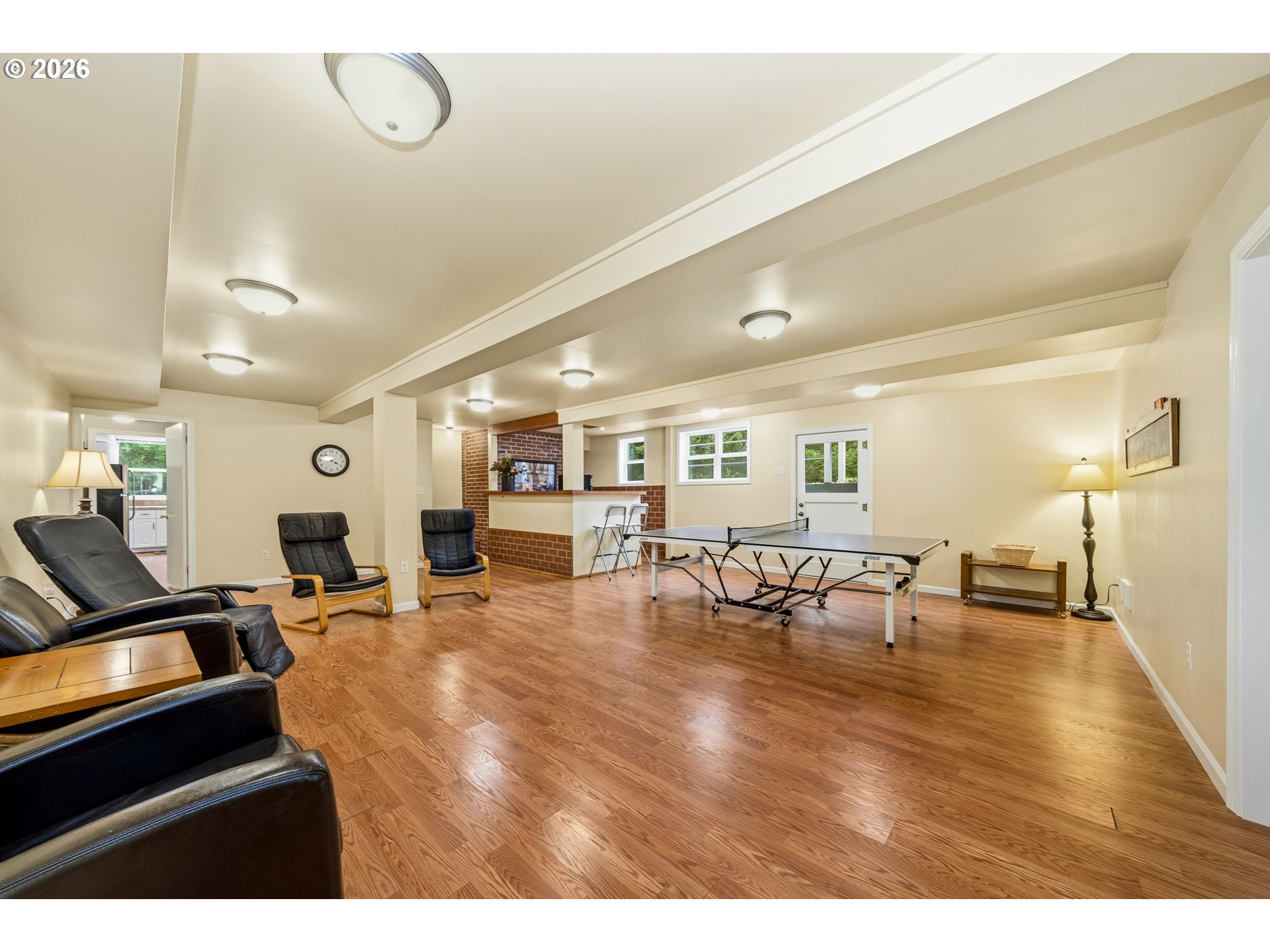 36725 North Highway 101 Nehalem, OR 97131 - Photo 28 of 40 a living room with furniture and wooden floor