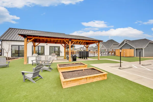 $2,025 | 10105 Danielson Grv Drive, Fort Worth, TX 76108