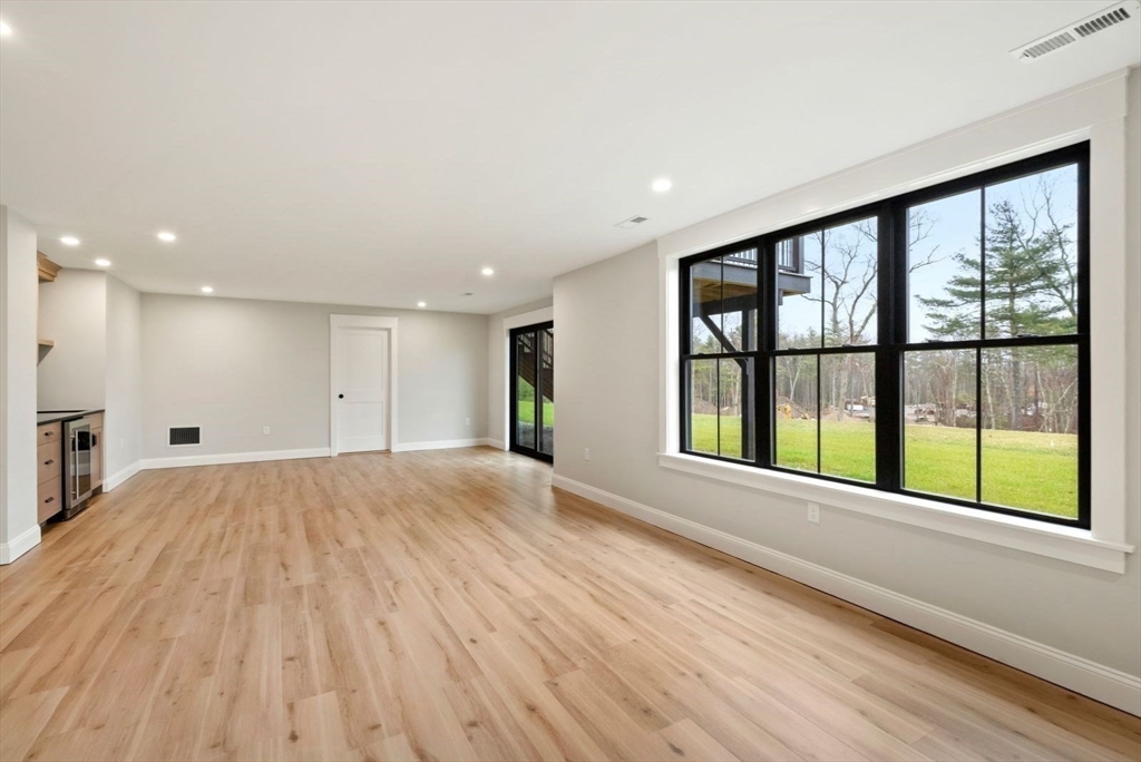 15 Whisper Way Hopkinton, MA 01748 - Photo 32 of 41