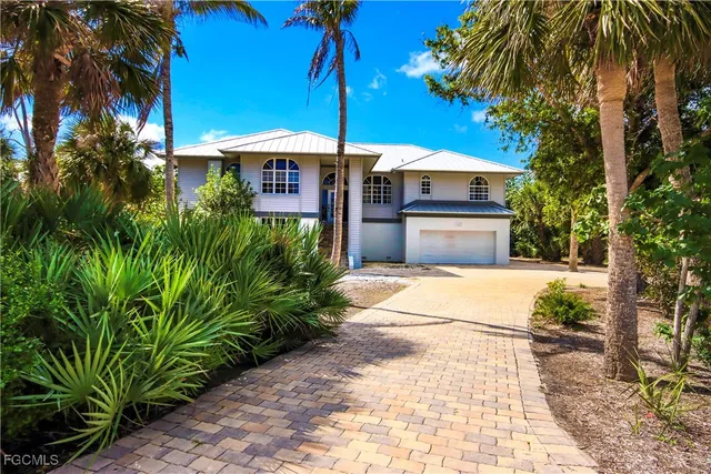 $975,000 | 717 Gopher Walk Way, Sanibel, FL 33957