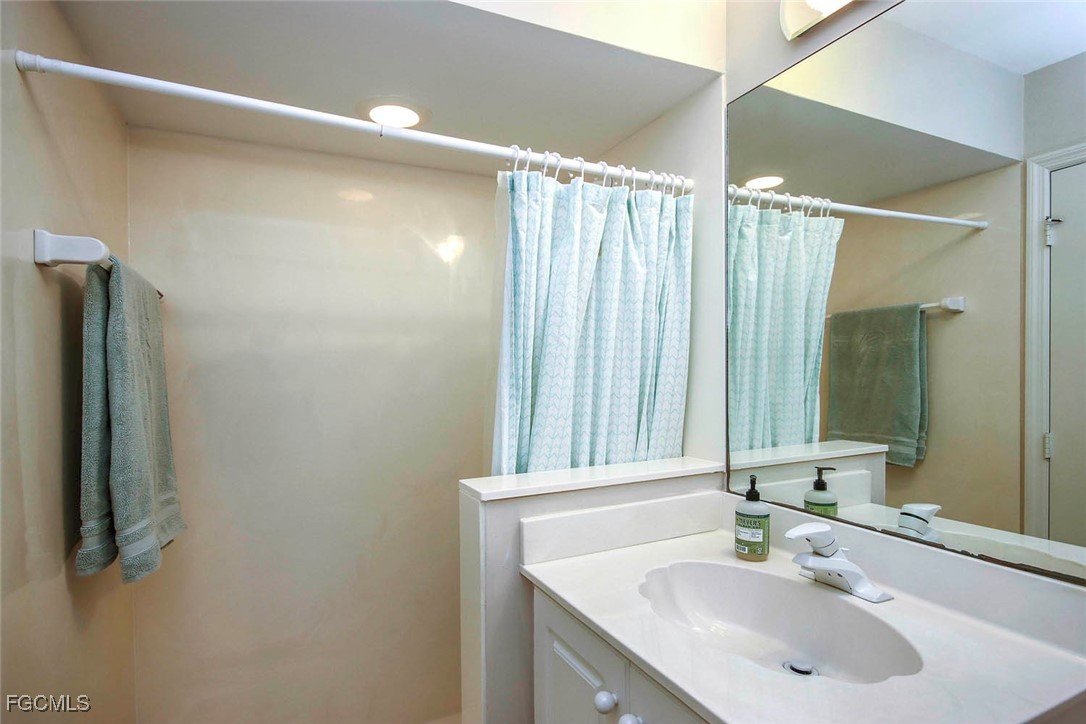 717 Gopher Walk Way Sanibel, FL 33957 - Photo 25 of 39