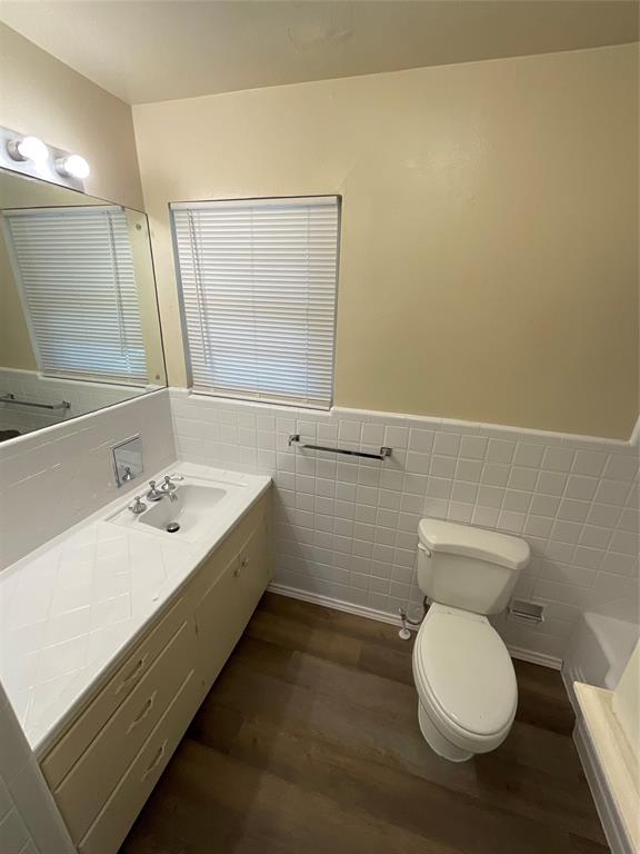 5767 Rockhill Road Fort Worth, TX 76112 - Photo 6 of 7