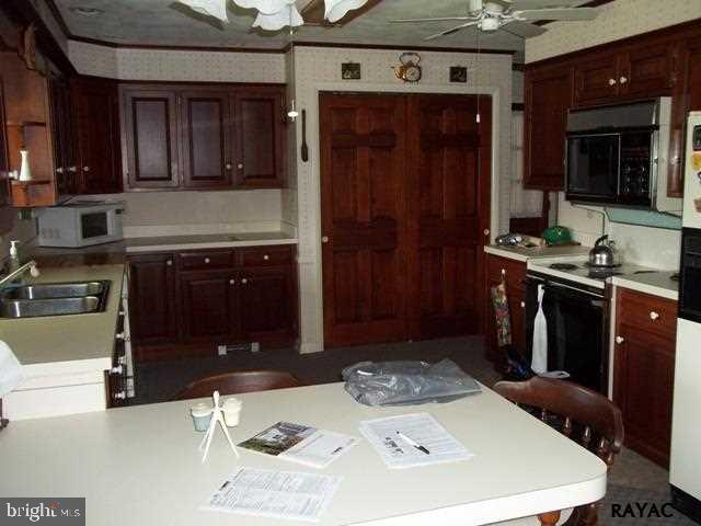 492 St Bartholomew Road Hanover, PA 17331 - Photo 11 of 32