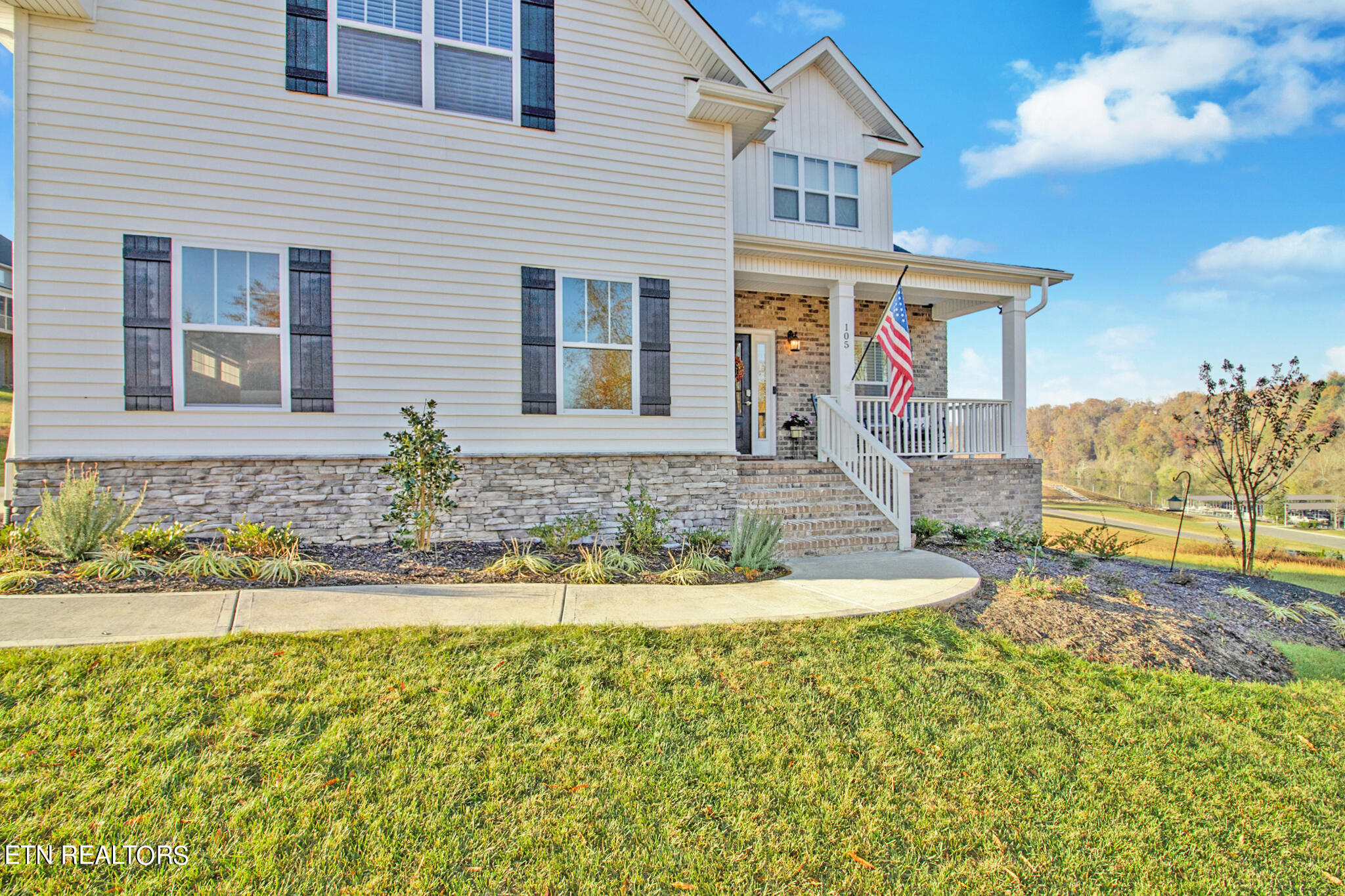 105 Plumberry Street Oak Ridge, TN 37830 - Photo 2 of 39 Front 2