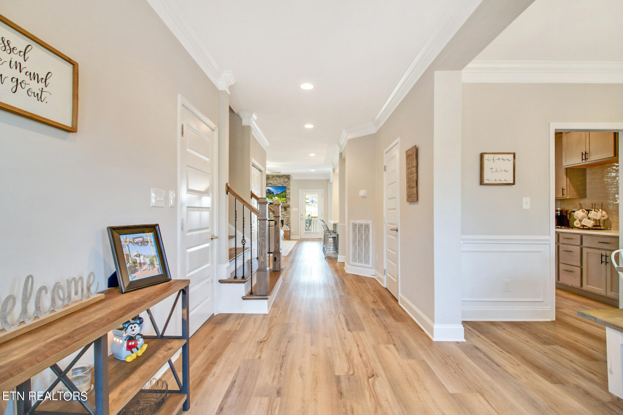 105 Plumberry Street Oak Ridge, TN 37830 - Photo 6 of 39 Entrance