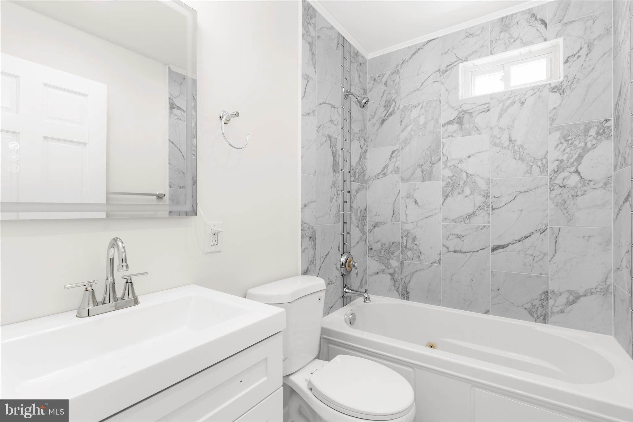 2703 Creston Road Baltimore, MD 21222 - Photo 14 of 38