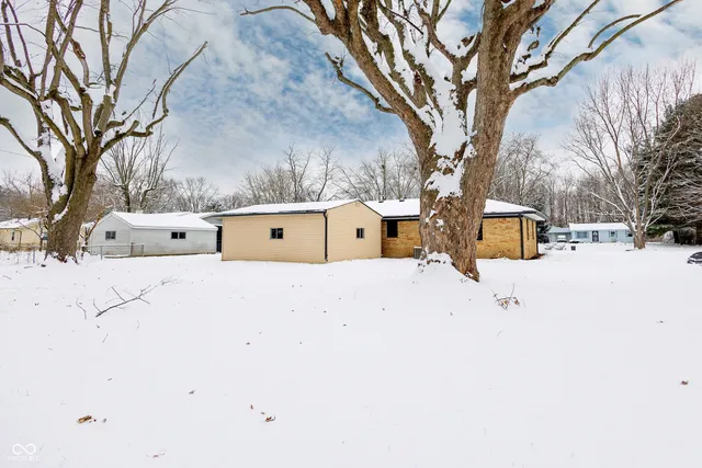 $249,900 | 1945 Danbury Drive, Indianapolis, IN 46231